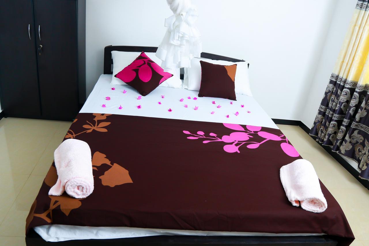 Anila Beach Inn Tangalle Ngoại thất bức ảnh