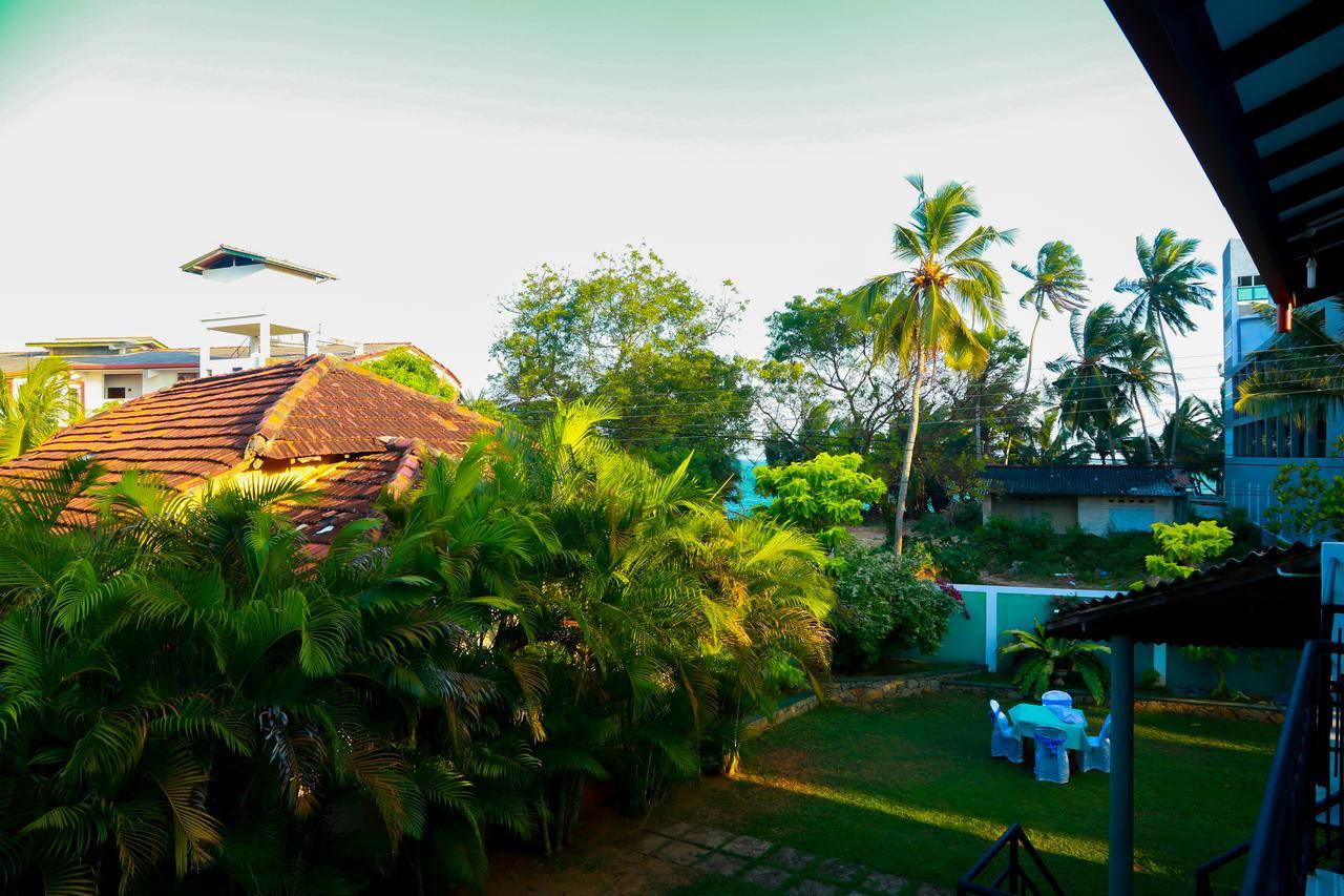 Anila Beach Inn Tangalle Ngoại thất bức ảnh